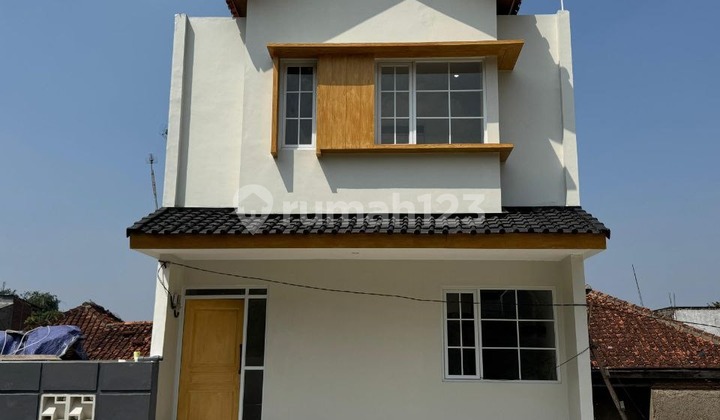 Royal Furuki Padasuka 2-story affordable house near Cicaheum and Antapani terminals. 1