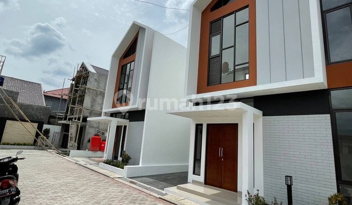 Rumah Siap Huni 2 Lt di Arcamanik Dkt Antapani N Terminal Cicaheum