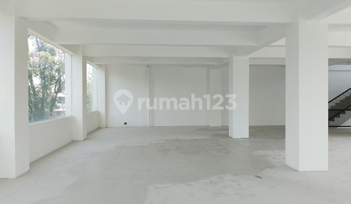 Ruang Usaha Strategis Dekat Tol Moch. Toha Bandung Siap Pakai