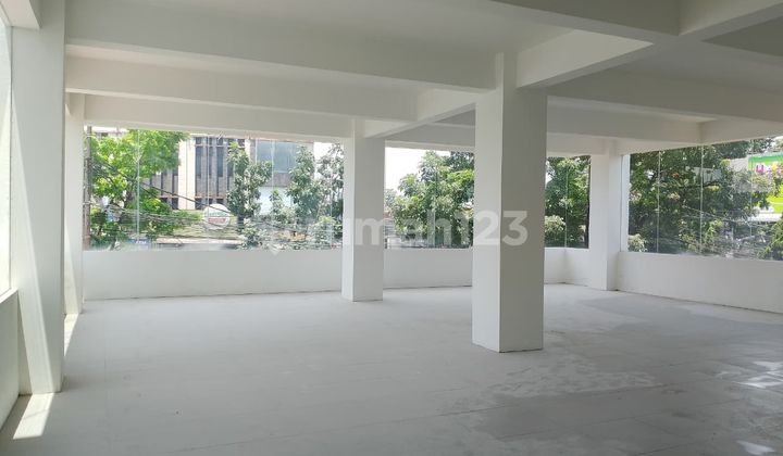 Ruang-Usaha Besar Siap Pakai Strategis Moch. Toha Bandung