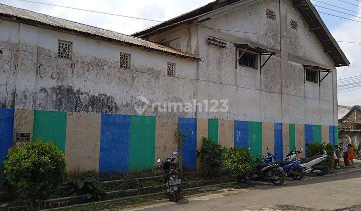 Gudang berikut rumah tinggal di jl.amad sokaraja banyumas 1