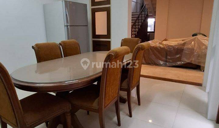 For Rent Rumah Minimalis Modern Di Sayap Sutami
full Furnished
 1