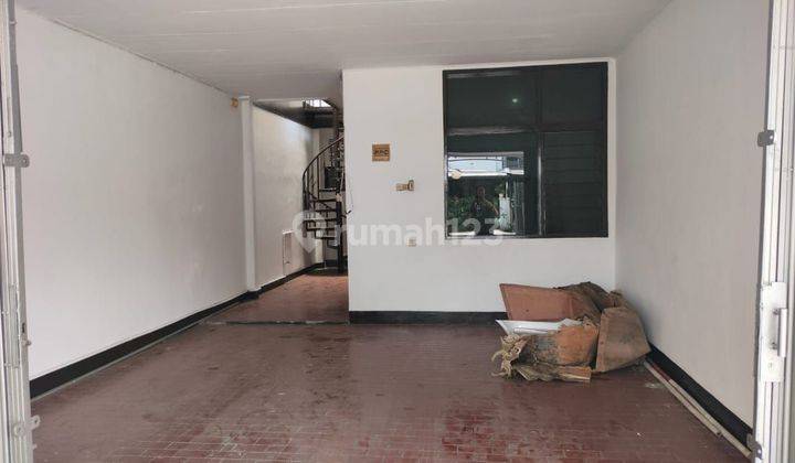 Rumah 2 Lantai SHM Bagus Selatan 1