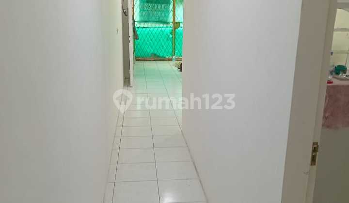 Dijual Rumah di Angke Jaya. Luas 4X16m 3 Lantai SHM
