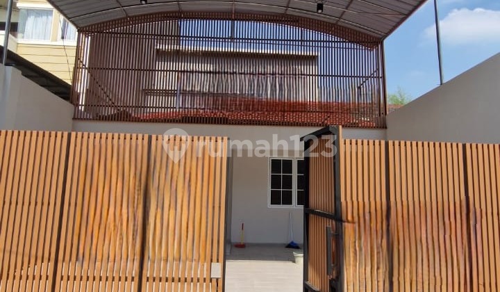 Dijual Rumah Siap Huni di Prima Indah Wijaya Kusuma Jakarta Barat