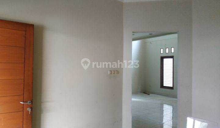 Cocok Kantor Parkir Luas Jarang Ada Siap Pakai 2