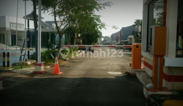 Turun harga elite spool, dkt mesjid, di lewati angkot 24 jam 2