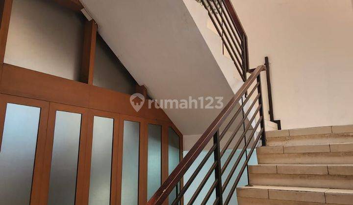 Dijual Rumah 3 lantai siap Huni di Pasteur cocok untuk tempat tinggal dan usaha 1