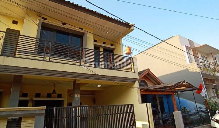 Dijual Rumah Keren dengan Harga miring di Margahayu 1