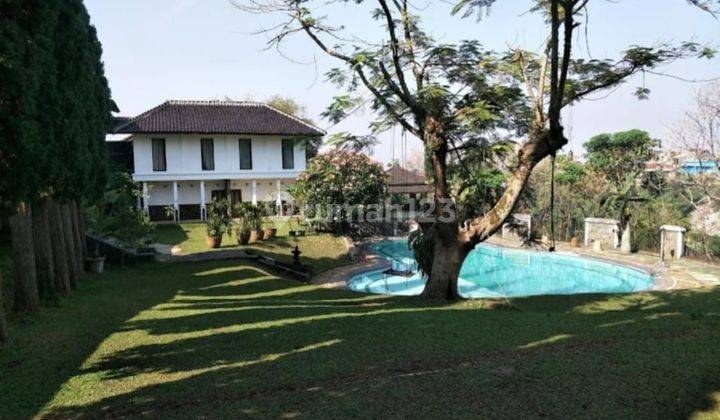 Dijual Villa Mewah di Ciwaruga Bandung Utara Harga menarik 1