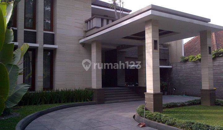 Dijual Rumah Lux Kawasan Exclusive Cipaganti Bandung 1