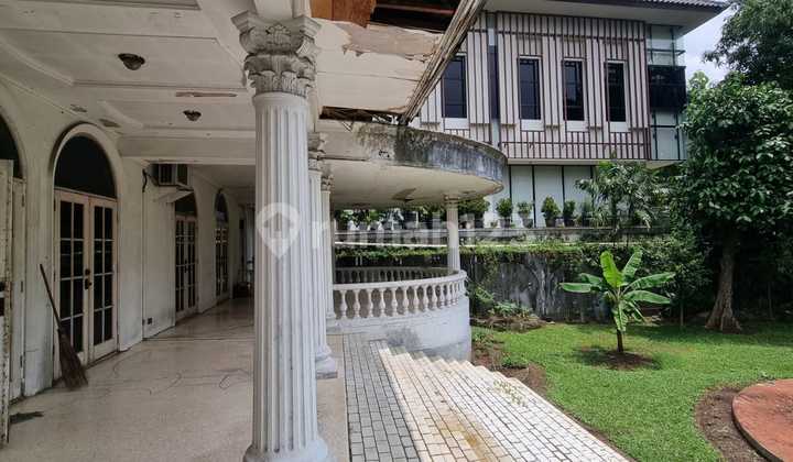 Dijual rumah tua hitung tanah di kemang jakarta selatan 2