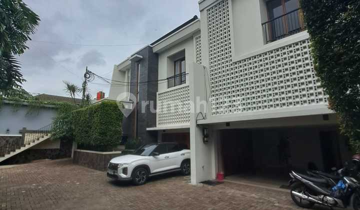 Kemang House For Rent Spacious Modern Home With Private Pool 2