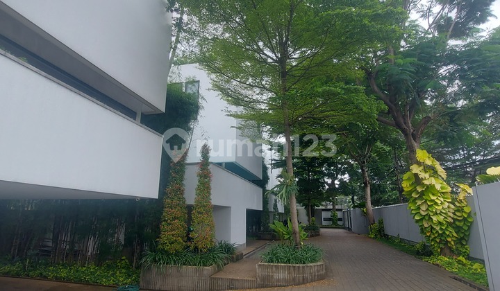 Brand New Modern Oasis In Ampera | Steps From Nord Anglia School & Simatupang Toll