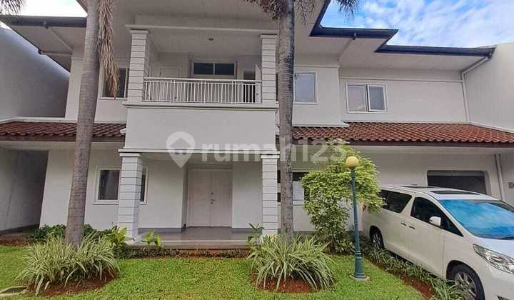 Expatriate Compound in Kemang Area near to AIS 24-hour security Private swimming pool, garden, Backup generator 2