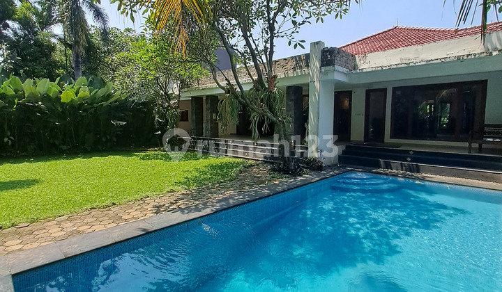 For Sale. House in a complex in a quiet area, Jalan Kenanga Ampera. Must See. 2