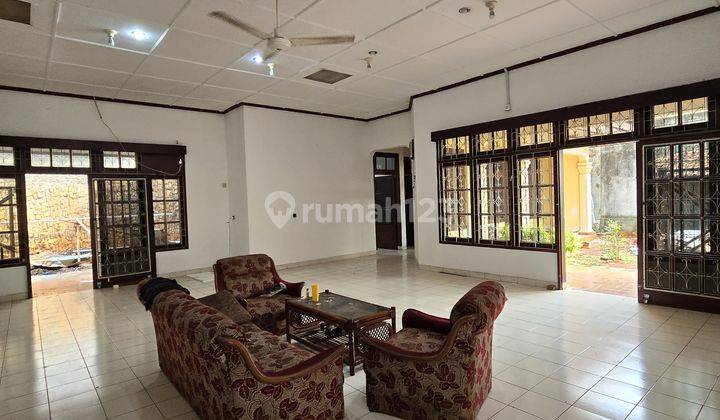 House For Rent In A Strategic Area At Pejaten Raya 2