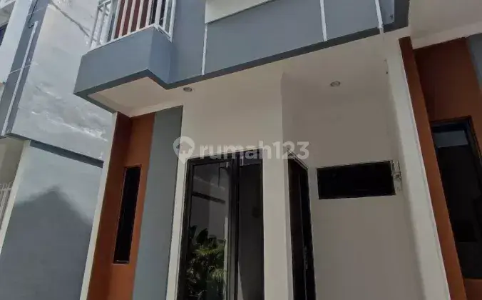 Rumah Murah Dengan Konsep Townhouse 2 Lantai di Sunter Agung 2