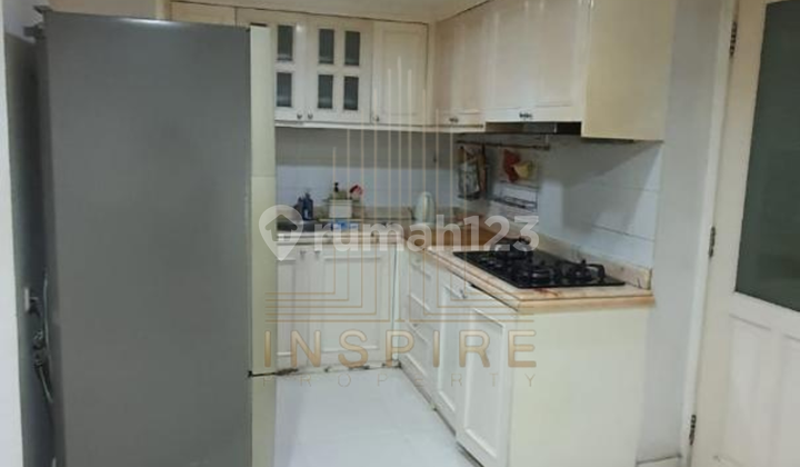 Rent 2BR condominium apartment, fully furnished, strategic location above mall, pool view Rent 2BR condominium apartment, fully furnished, strategic location above mall, pool view