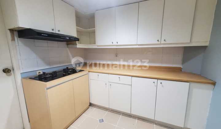 Cheap Rent Apartment Condominium Taman Anggrek Type 2 br Full Renovation Full Furnish Ready to Occupy West Jakarta 2