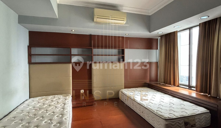 SEWA APARTEMEN KONDOMINIUM TA TYPE 3BR FULL FURNISH SIAP HUNI JAKARTA BARAT STRATEGIS DEKAT 4 MALL  2