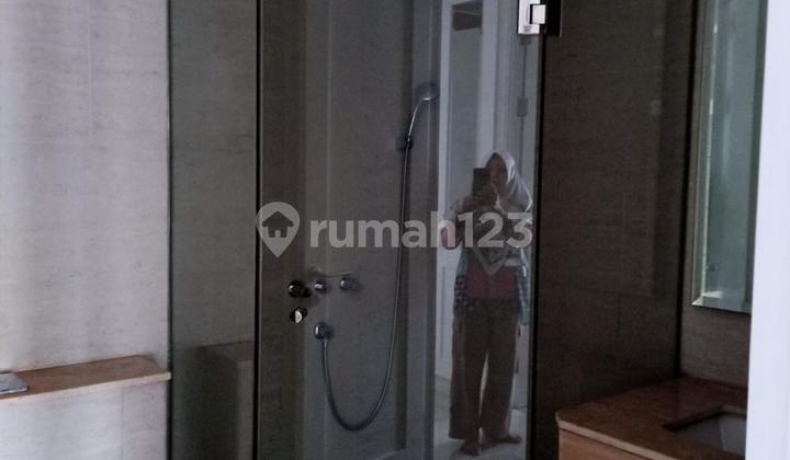 For Sale Taman Anggrek Residence Apartment, 3 Bedrooms Plus, Fully Furnished, Ready to Occupy, West Jakarta 2
