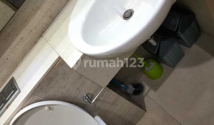 SEWA  APARTEMEN TAMAN ANGGREK RESIDENCE TYPE STUDIO FULL FURNISH SIAP HUNI JAKARTA BARAT VIEW POOL DEKAT 4 MALL  2