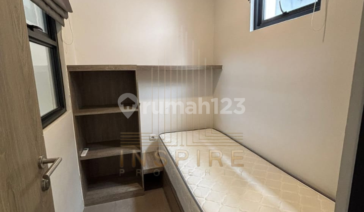 Rent a fully furnished 2-bedroom cluster house at the cheapest price in BSD, South Tangerang. Rent a fully furnished 2-bedroom cluster house at the cheapest price in BSD, South Tangerang.