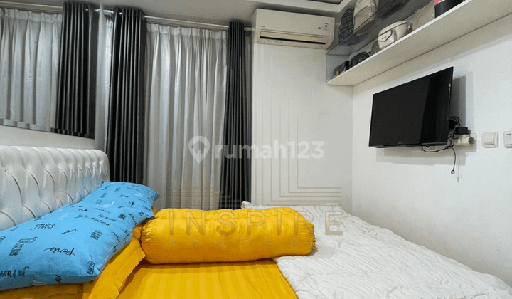 Sewa Apartemen Taman Anggrek Residence View Kolam  1