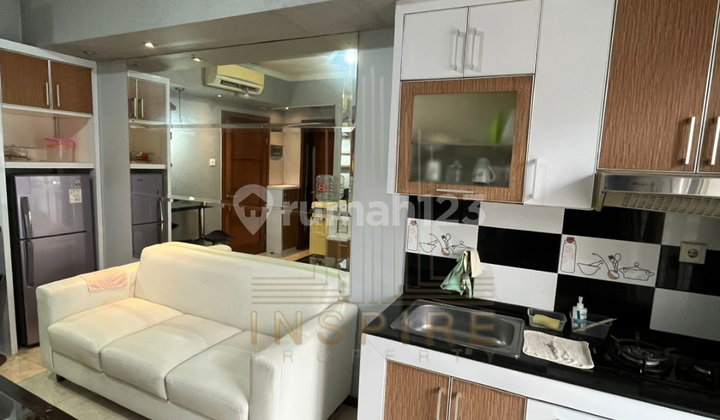 Sewa Apartemen Royal Medit 2Br Furnished Baru di Jakarta Barat 1