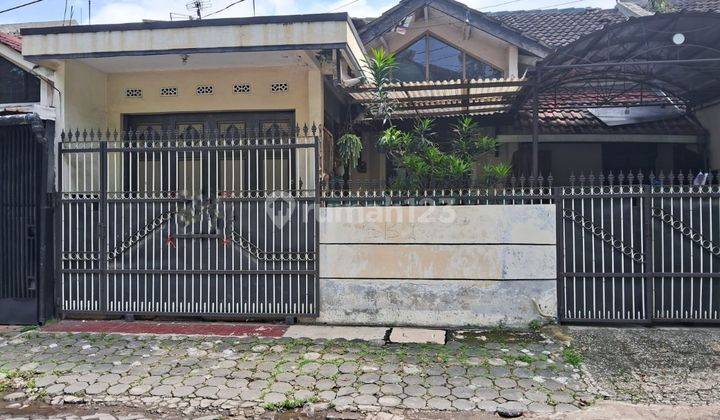 Rumah Lama Dalam Komplek Bumi Kopo Kencana 1