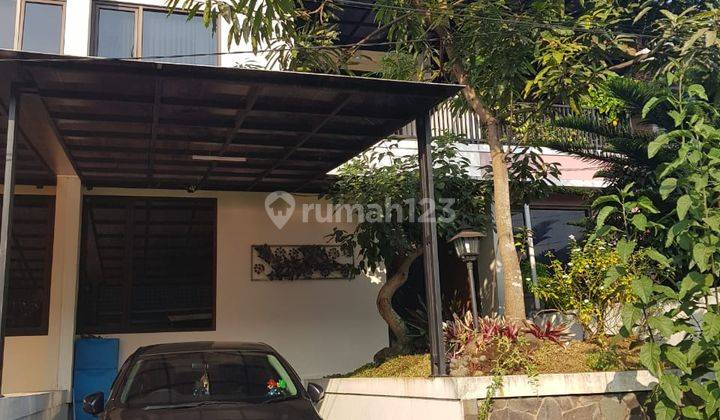 Dijual Rumah Bagus 3 Lantai Full Furnished Di Villa Pajajaran 1