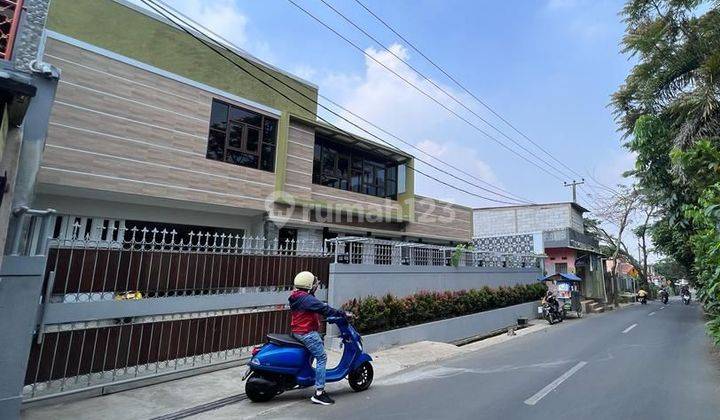 Rumah Lokasi Strategis Cocok Untuk Hunian Toko Klinik Dan Kantor 1