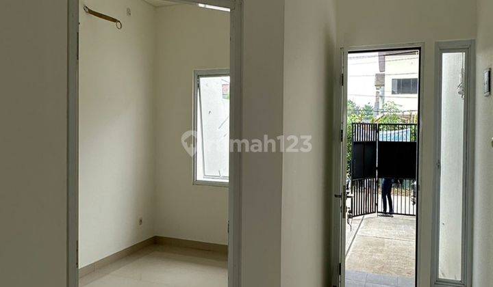 Rumah 5x25 Meruya Utara Jakarta Barat 2