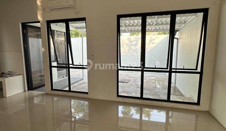 Disewakan Rumah Besar Siap Huni Cluster Citra Garden Puri 2