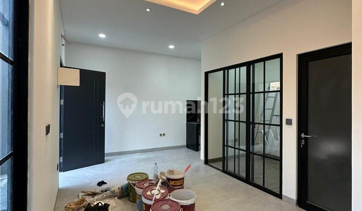 Dijual Rumah Custom 3 Lantai Di Meruya Utara Jakarta Barat 2