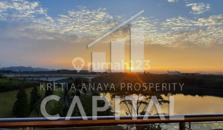 Ready-to-Live House with Lake View and Sunrise in Tatar Lokacitra, Kota Baru Parahyangan
