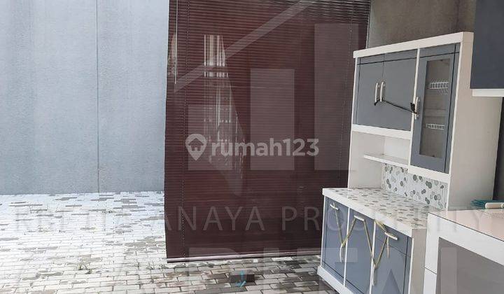 Rumah 2 Lantai Bagus Semi Furnished SHM di Kota Baru Parahyangan, Bandung 2