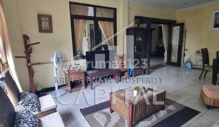 Rumah Semi Furnish Posisi Hook dengan Harga Menarik di Kota Baru Parahyangan Rumah Semi Furnish Posisi Hook dengan Harga Menarik di Kota Baru Parahyangan