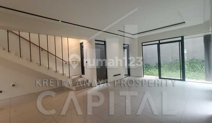 Luxury Unfurnished and Ready-to-Occupy House in the Anggapati Area of New Parahyangan City
