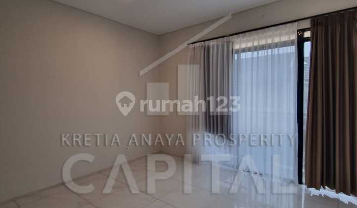 Rumah Minimalis Modern Non Furnished di Tatar Tarubhawana Kota Baru Parahyangan