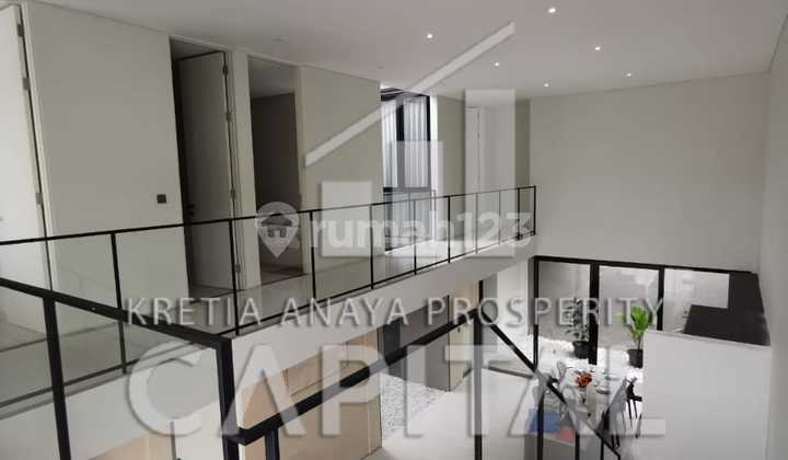 Rumah Baru Renovasi dengan Ruang Keluarga yang Luas di Tatar Mayangsunda Kota Baru Parahyangan 2