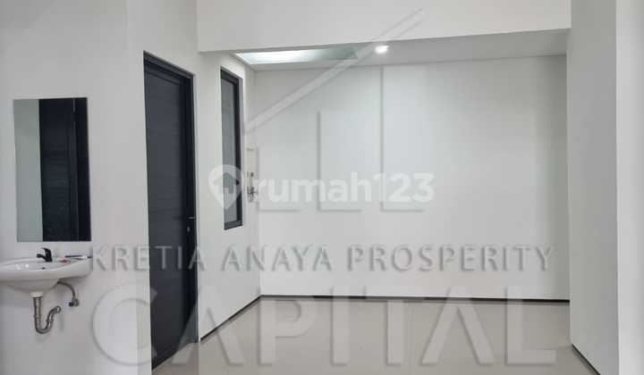 Rumah Non Furnish, Siap Huni dan Baru Renovasi di Tatar Banyaksumba Kota Baru Parahyangan  2