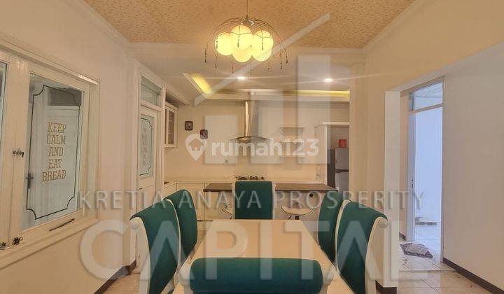 Rumah Semi Furnish dengan posisi Hook di Tatar Wangsakerta KBP 1