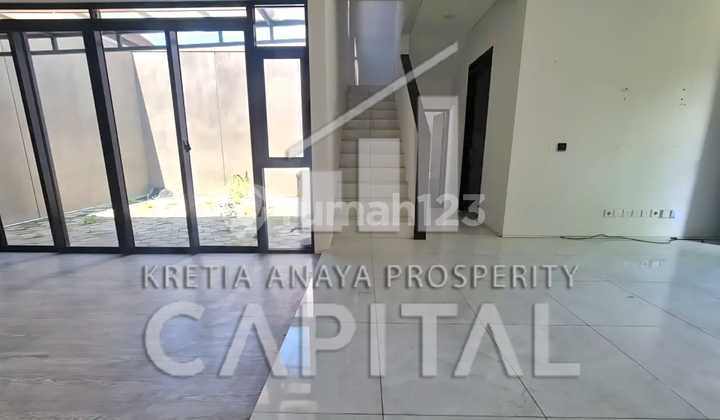 Rumah Minimalis Non Furnish dan Siap Huni di Kota Baru Parahyangan