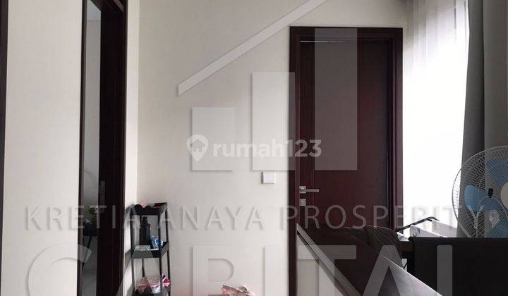 Rumah 2 Lantai Bagus Unfurnished HGB di Kota Baru Parahyangan, Bandung 2