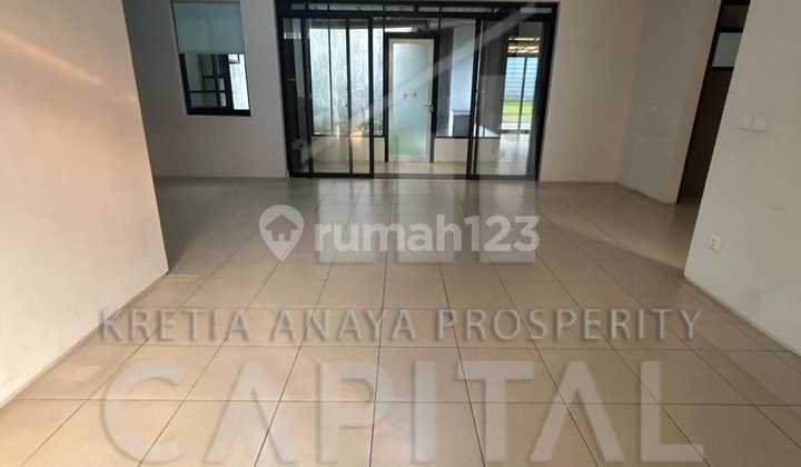 Unfurnished and Ready-to-Occupy House in Tatar Lokacitra, Parahyangan New Town Unfurnished and Ready-to-Occupy House in Tatar Lokacitra, Parahyangan New Town