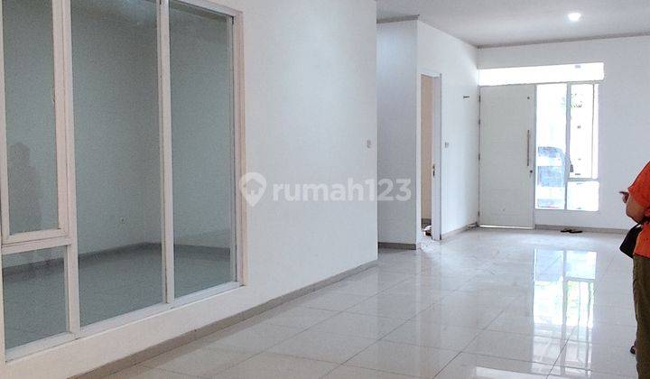 Disewakan Rumah Baru Renovasi Taman Kopo Indah V 1