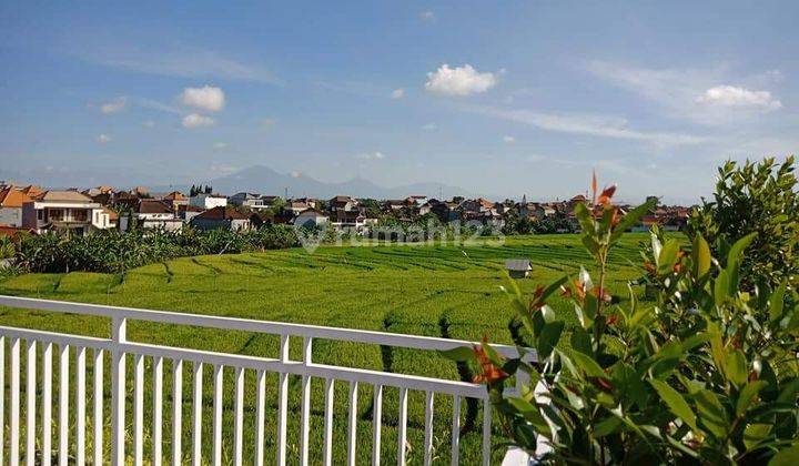 Dijual villa lokasi brawa tibubeneg kuta utara badung
 1