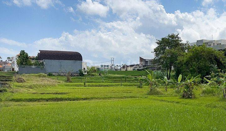 Dijual tanah lokasi jalan pantai brawa tibubeneng kuta utara 
 1